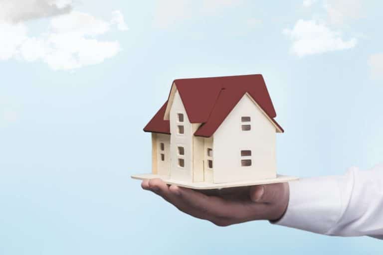 Comment devenir un marchand de biens immobiliers ?